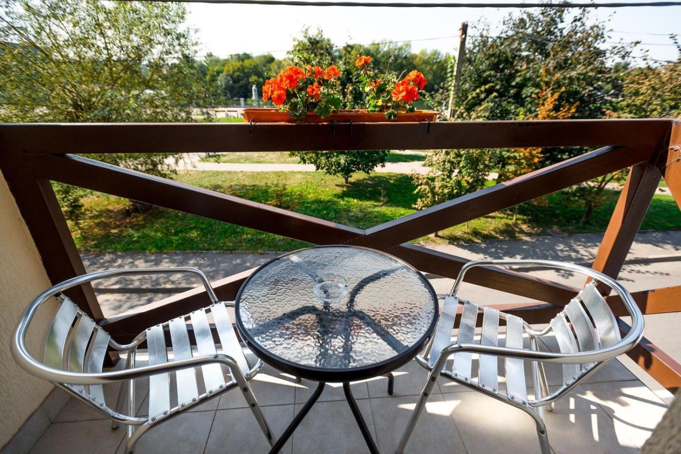 Guest House Shale Winnyzja Exterior foto